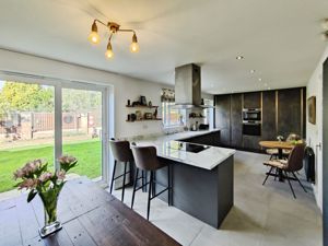 Photo 11- click for photo gallery